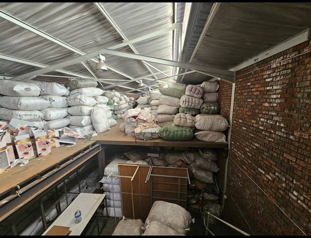375M² WAREHOUSE FOR SALE IN MEADOWDALE